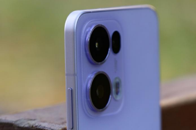OPPO Reno13 系列体验：果味十足颜值出众，实况照片实力出圈