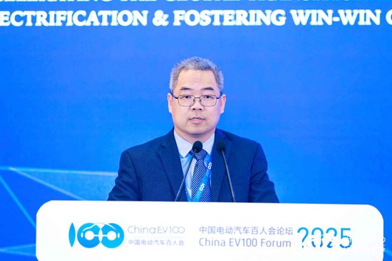 吉利汽车唐黎明：我国汽车出口市场严重偏科，车企出海深度和质量还有很大提升空间