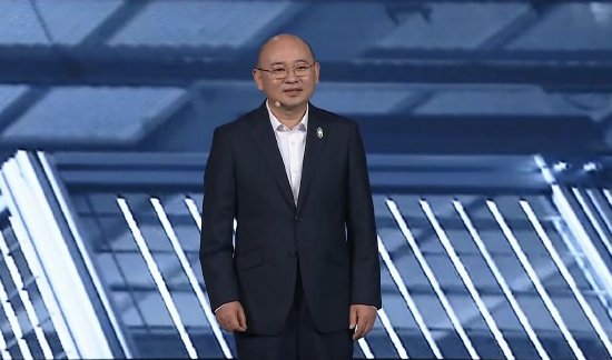 江淮汽车董事长项兴初：组建了超5000人尊界专属团队，目前投入超百亿元